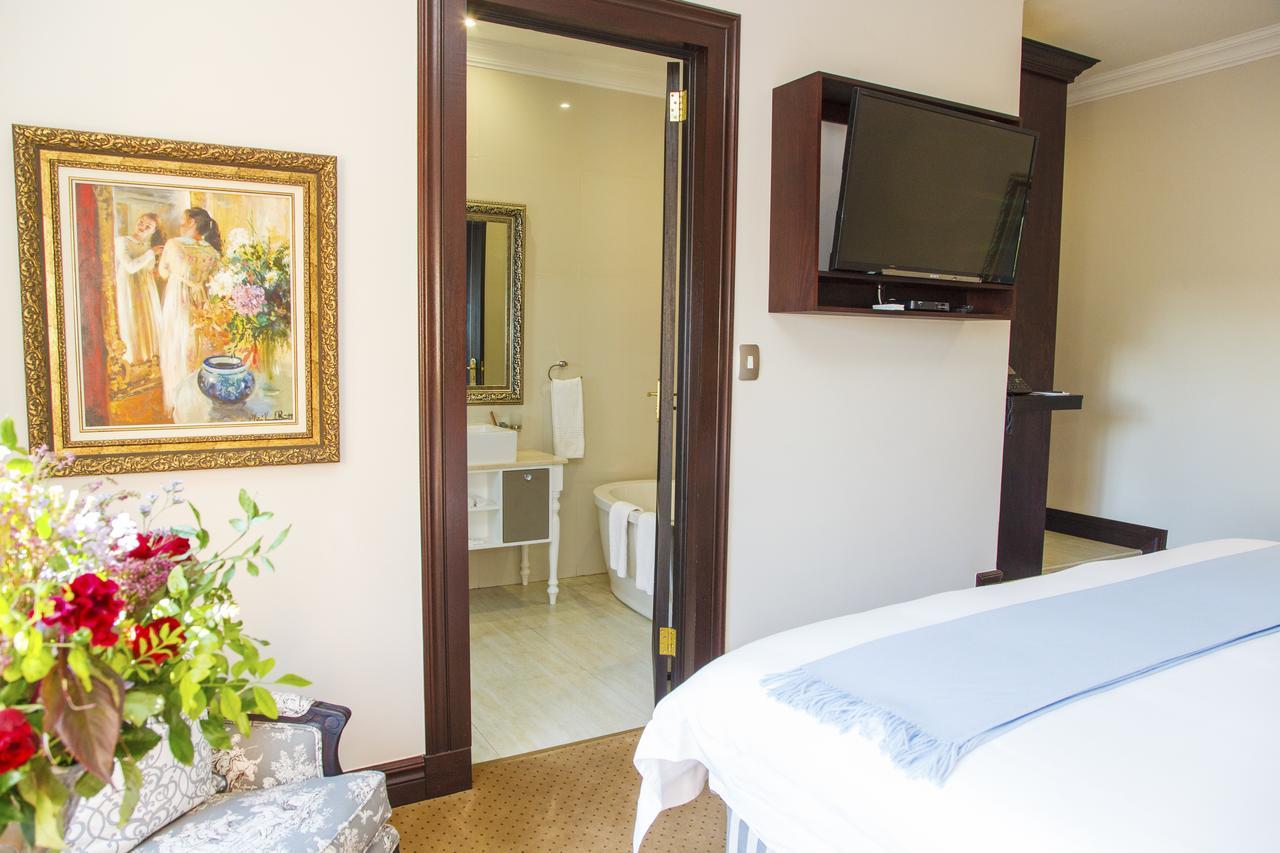 Ivory Manor Boutique Hotel Претория Экстерьер фото